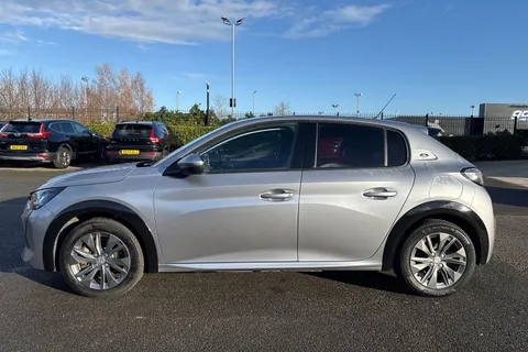 RV71HRL PEUGEOT e-208 50kWh Allure Premium Auto 5dr Thumbnail #38