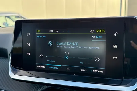 RV71HRL PEUGEOT e-208 50kWh Allure Premium Auto 5dr Thumbnail #45