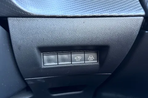 43 of 66 for PEUGEOT e-2008 50kWh GT Auto 5dr (7kW Charger)