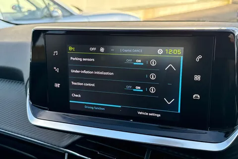 RV71HRL PEUGEOT e-208 50kWh Allure Premium Auto 5dr Thumbnail #52