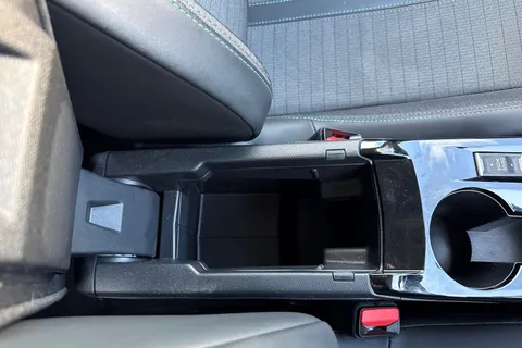 RV71HRL PEUGEOT e-208 50kWh Allure Premium Auto 5dr Thumbnail #61