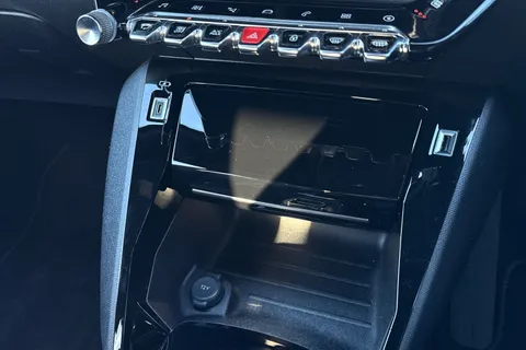 59 of 66 for PEUGEOT e-2008 50kWh GT Auto 5dr (7kW Charger)