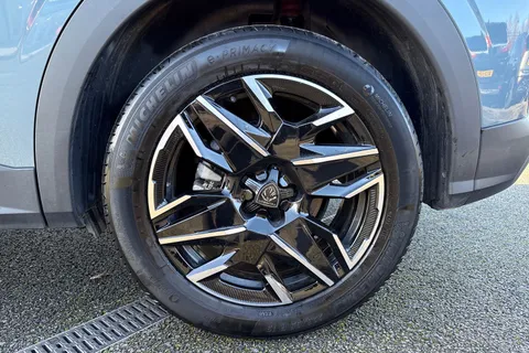 KM25WOY PEUGEOT 3008 1.2 HYBRID GT e-DSC6 Euro 6 (s/s) 5dr Thumbnail #13