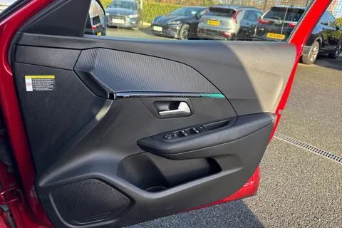 VU72OWE PEUGEOT e-208 50kWh Allure Premium + Auto 5dr (7kW Charger) Thumbnail #21