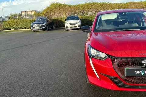 VU72OWE PEUGEOT e-208 50kWh Allure Premium + Auto 5dr (7kW Charger) Thumbnail #25