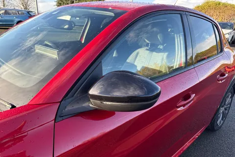 VU72OWE PEUGEOT e-208 50kWh Allure Premium + Auto 5dr (7kW Charger) Thumbnail #29