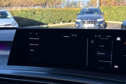 KM25WOY PEUGEOT 3008 1.2 HYBRID GT e-DSC6 Euro 6 (s/s) 5dr Thumbnail #47