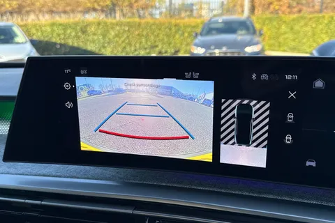 KM25WOY PEUGEOT 3008 1.2 HYBRID GT e-DSC6 Euro 6 (s/s) 5dr Thumbnail #48