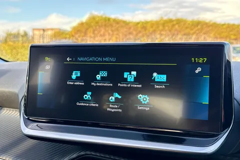 VU72OWE PEUGEOT e-208 50kWh Allure Premium + Auto 5dr (7kW Charger) Thumbnail #52