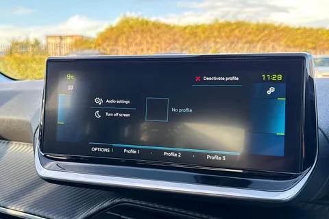 VU72OWE PEUGEOT e-208 50kWh Allure Premium + Auto 5dr (7kW Charger) Thumbnail #55