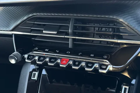 VU72OWE PEUGEOT e-208 50kWh Allure Premium + Auto 5dr (7kW Charger) Thumbnail #59