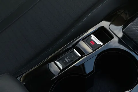 VU72OWE PEUGEOT e-208 50kWh Allure Premium + Auto 5dr (7kW Charger) Thumbnail #61