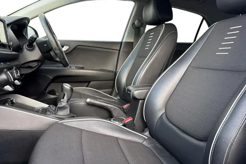 PY69AEO Kia Rio 1.0 T-GDi GT-Line Euro 6 (s/s) 5dr Thumbnail #17