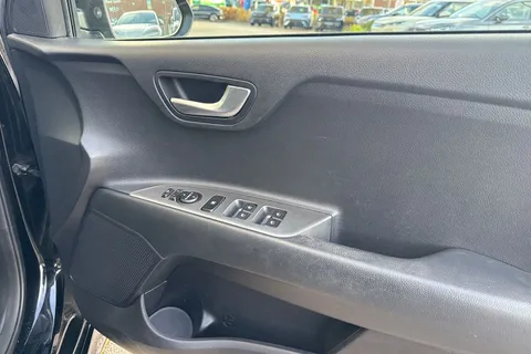 PY69AEO Kia Rio 1.0 T-GDi GT-Line Euro 6 (s/s) 5dr Thumbnail #22