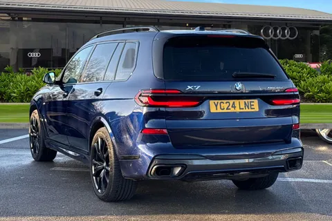 YC24LNE BMW X7 3.0 40d MHT M Sport Auto xDrive Euro 6 (s/s) 5dr Thumbnail #3