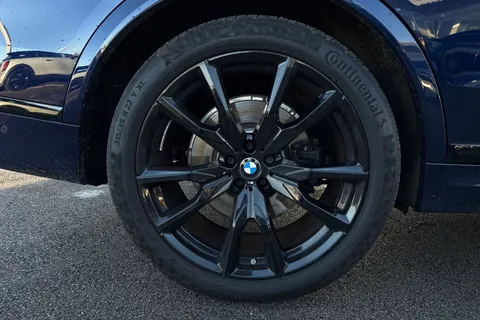 YC24LNE BMW X7 3.0 40d MHT M Sport Auto xDrive Euro 6 (s/s) 5dr Thumbnail #12