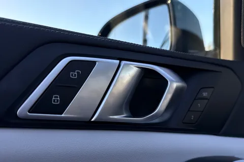 YC24LNE BMW X7 3.0 40d MHT M Sport Auto xDrive Euro 6 (s/s) 5dr Thumbnail #34