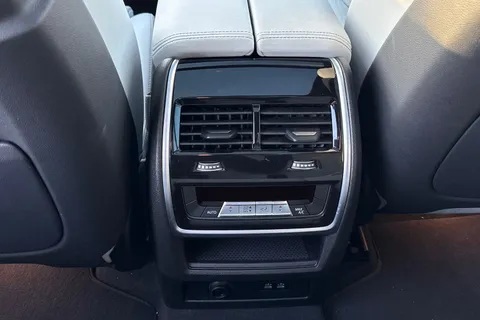 YC24LNE BMW X7 3.0 40d MHT M Sport Auto xDrive Euro 6 (s/s) 5dr Thumbnail #37