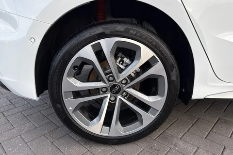  Audi A3 1.5 TFSI S line Sportback Euro 6 (s/s) 5dr Thumbnail #12