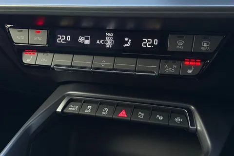  Audi A3 1.5 TFSI S line Sportback Euro 6 (s/s) 5dr Thumbnail #21