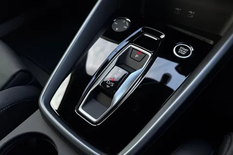  Audi A3 1.5 TFSI S line Sportback Euro 6 (s/s) 5dr Thumbnail #22