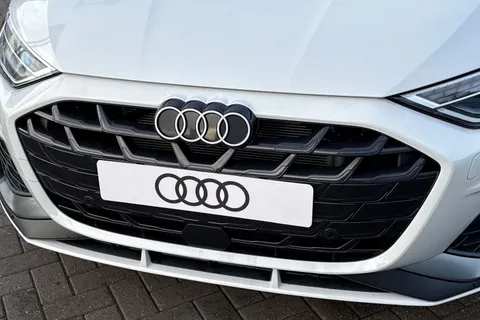  Audi A3 1.5 TFSI S line Sportback Euro 6 (s/s) 5dr Thumbnail #43