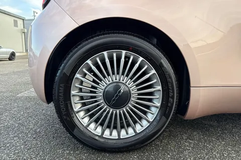 11 of 66 for FIAT 500E 42kWh Auto 3dr