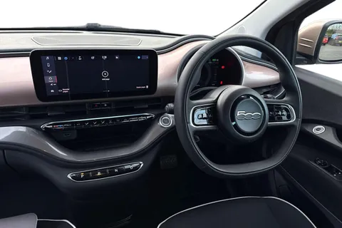 18 of 66 for FIAT 500E 42kWh Auto 3dr