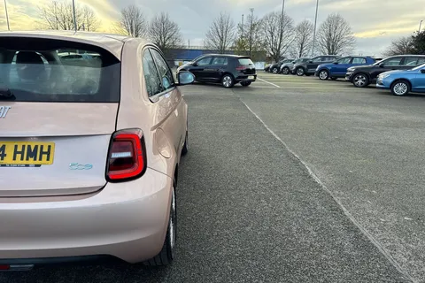 32 of 66 for FIAT 500E 42kWh Auto 3dr