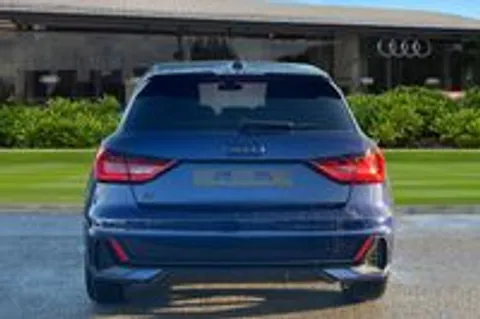  Audi A1 1.0 TFSI 30 Black Edition Sportback Euro 6 (s/s) 5dr Thumbnail #4