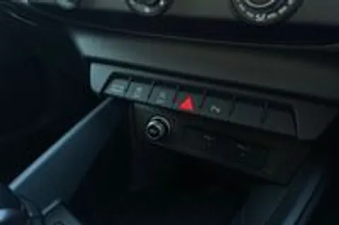  Audi A1 1.0 TFSI 30 Black Edition Sportback Euro 6 (s/s) 5dr Thumbnail #33