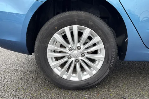 DK71SKN MG Mg5 61.1kWh Exclusive Long Range Auto 5dr Thumbnail #12