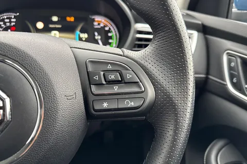 DK71SKN MG Mg5 61.1kWh Exclusive Long Range Auto 5dr Thumbnail #42