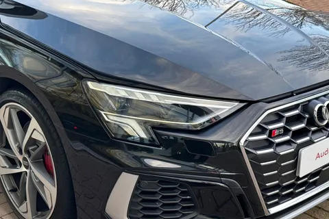 DL23WOY Audi S3 2.0 TFSI Sportback S Tronic quattro Euro 6 (s/s) 5dr Thumbnail #10