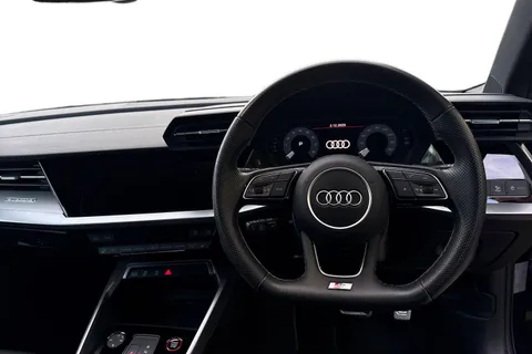 DL23WOY Audi S3 2.0 TFSI Sportback S Tronic quattro Euro 6 (s/s) 5dr Thumbnail #19