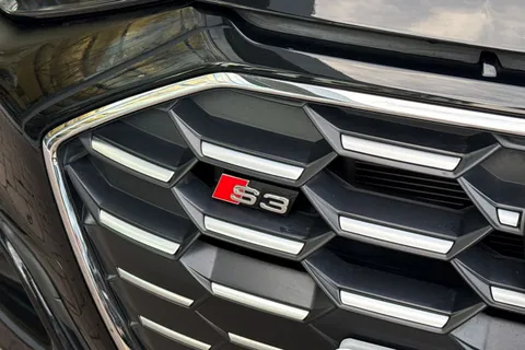 DL23WOY Audi S3 2.0 TFSI Sportback S Tronic quattro Euro 6 (s/s) 5dr Thumbnail #27