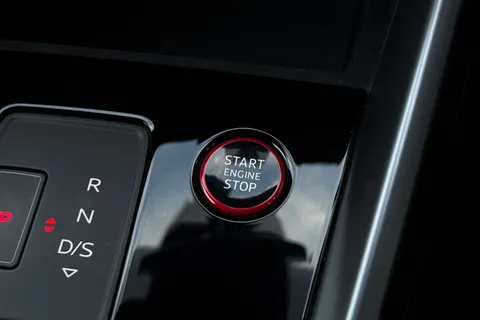 DL23WOY Audi S3 2.0 TFSI Sportback S Tronic quattro Euro 6 (s/s) 5dr Thumbnail #43