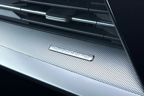 DL23WOY Audi S3 2.0 TFSI Sportback S Tronic quattro Euro 6 (s/s) 5dr Thumbnail #50