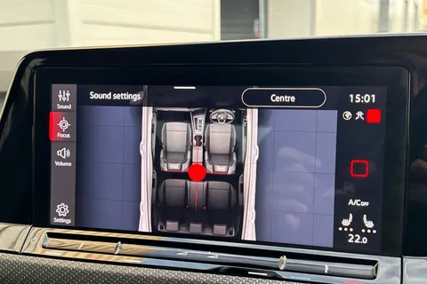 DA22XSH Volkswagen Golf 2.0 TDI R-Line Euro 6 (s/s) 5dr Thumbnail #58