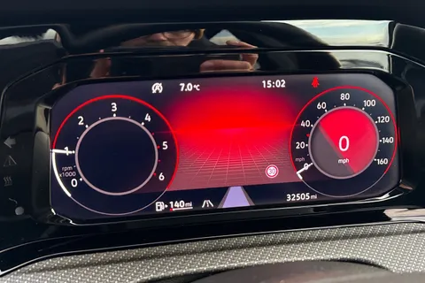 DA22XSH Volkswagen Golf 2.0 TDI R-Line Euro 6 (s/s) 5dr Thumbnail #62