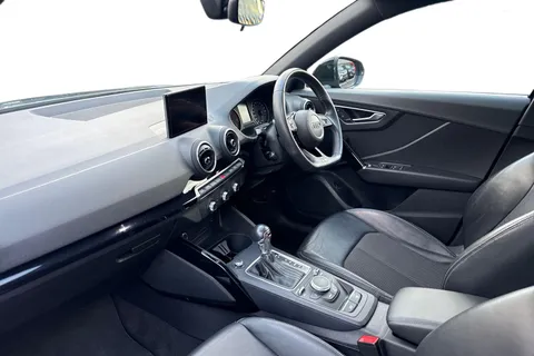 NJ20EHL Audi Q2 1.5 TFSI CoD 35 Black Edition S Tronic Euro 6 (s/s) 5dr Thumbnail #10