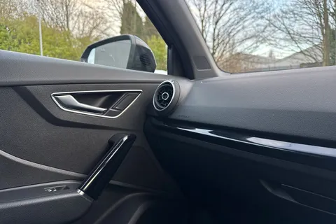 NJ20EHL Audi Q2 1.5 TFSI CoD 35 Black Edition S Tronic Euro 6 (s/s) 5dr Thumbnail #41