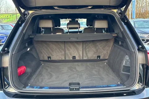 7 of 55 for VOLKSWAGEN TOUAREG 3.0 V6 TDI 4Motion 286 Black Edition 5dr Tip Auto