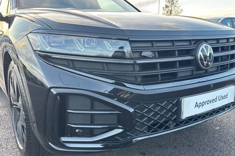 9 of 55 for VOLKSWAGEN TOUAREG 3.0 V6 TDI 4Motion 286 Black Edition 5dr Tip Auto