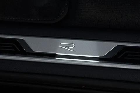 34 of 55 for VOLKSWAGEN TOUAREG 3.0 V6 TDI 4Motion 286 Black Edition 5dr Tip Auto