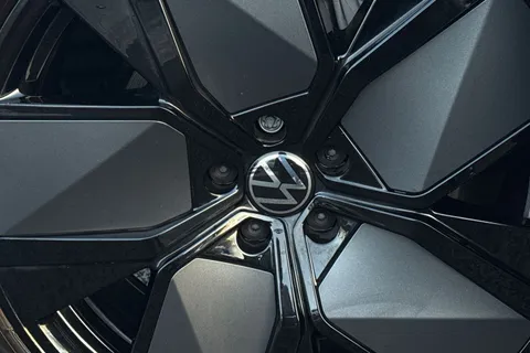 49 of 55 for VOLKSWAGEN TOUAREG 3.0 V6 TDI 4Motion 286 Black Edition 5dr Tip Auto