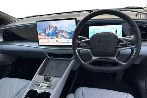 DG75OXB BYD Sealion 7 91.3kWh Excellence Auto AWD 5dr Thumbnail #13