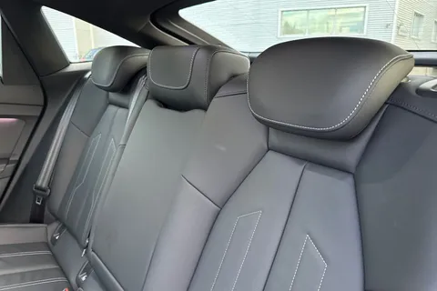 KR25NSY Audi Q4 e-tron Q4 Sportback Black Edition 45 e-tron  210,00 kW Thumbnail #20