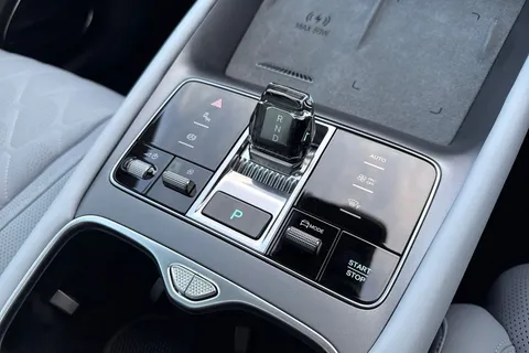 DG75OXB BYD Sealion 7 91.3kWh Excellence Auto AWD 5dr Thumbnail #20