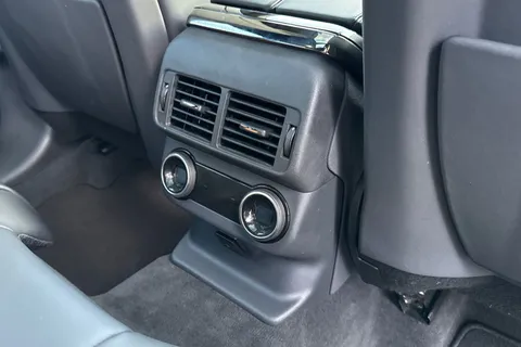 VX23TXH Land Rover Range Rover Velar 3.0 D300 Autobiography 5dr Thumbnail #19